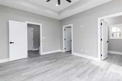 1949 Colonial Lane, Hickory, NC 28601 - Photo 9