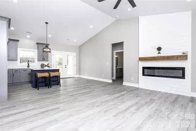 1949 Colonial Lane, Hickory, NC 28601 - Photo 7