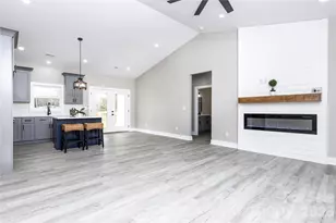 1949 Colonial Ln, Hickory, NC 28601 - Photo 7