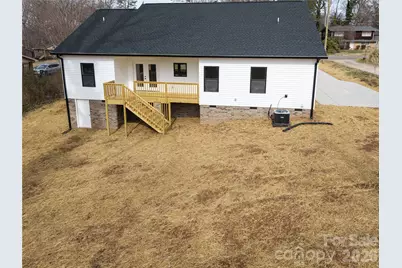 1949 Colonial Lane, Hickory, NC 28601 - Photo 17