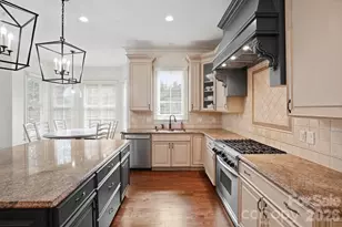 213 Glenmoor Drive, Waxhaw, NC 28173 - Photo 11