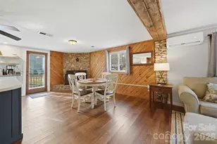 7495 Laurel St, Collettsville, NC 28611 - Photo 9