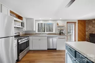 7495 Laurel St, Collettsville, NC 28611 - Photo 15