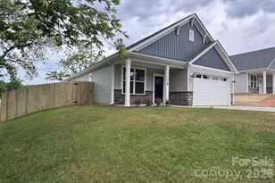1107 Burke St, Monroe, NC 28110 - Photo 1
