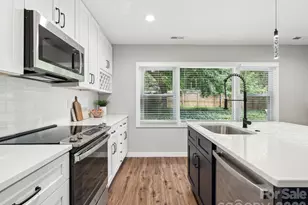 2000 Tyvola Rd, Charlotte, NC 28210 - Photo 13