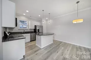 15437 Coventry Ct Ln, Charlotte, NC 28277 - Photo 5