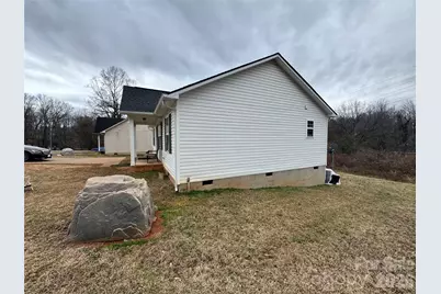 605 W Highway 161 Highway, Bessemer City, NC 28016 - Photo 3