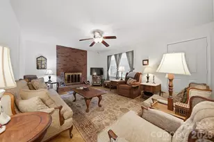 3335 3319 E Nc 10 Hwy, Claremont, NC 28610 - Photo 5