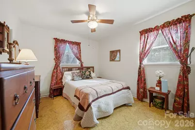 3335, 3319 E Nc 10 Highway, Claremont, NC 28610 - Photo 21