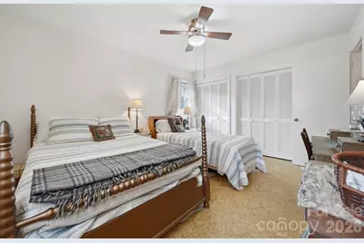 3335, 3319 E Nc 10 Highway, Claremont, NC 28610 - Photo 19