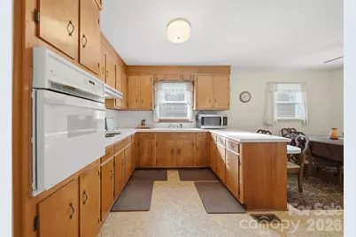 3335, 3319 E Nc 10 Highway, Claremont, NC 28610 - Photo 11
