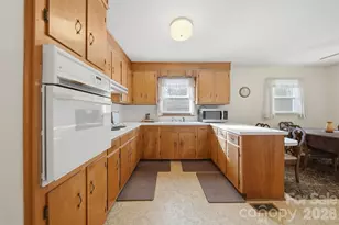 3335 3319 E Nc 10 Hwy, Claremont, NC 28610 - Photo 11