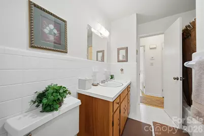 3335, 3319 E Nc 10 Highway, Claremont, NC 28610 - Photo 25