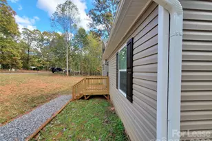 118 Vly Spgs Dr, Olin, NC 28660 - Photo 3