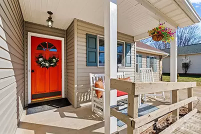 1714 Indian Springs Drive NW, Conover, NC 28613 - Photo 5