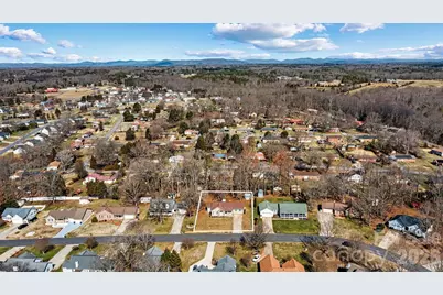 1714 Indian Springs Drive NW, Conover, NC 28613 - Photo 43