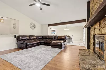 6022 Hanna Court, Charlotte, NC 28212 - Photo 7