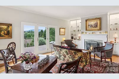 18 Thornapple Drive, Hendersonville, NC 28739 - Photo 7