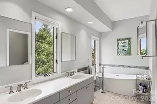 18 Thornapple Dr, Hendersonville, NC 28739 - Photo 25