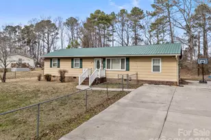 289 Washington Park Rd, Mount Gilead, NC 27306 - Photo 9