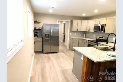 107 W Poplar Street, Stanley, NC 28012 - Photo 9