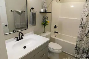 107 W Poplar St, Stanley, NC 28012 - Photo 29