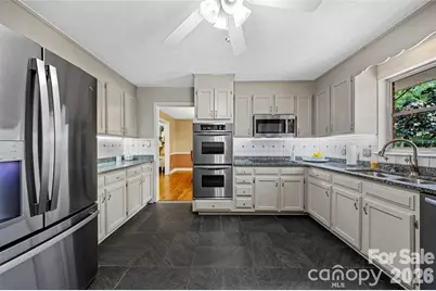 11 Blueberry Hill Road, Asheville, NC 28804 - Photo 13