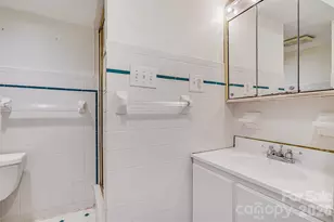 811 Parkwood Rd, Shelby, NC 28150 - Photo 33