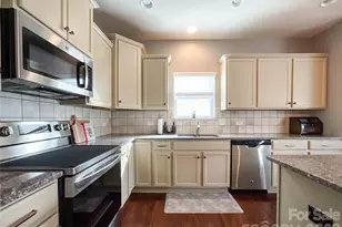 1300 Afternoon Sun Rd, Matthews, NC 28104 - Photo 9