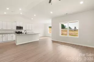 1078 Russell Dr, Winston Salem, NC 27127 - Photo 5