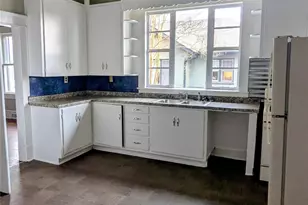 936 W Front St, Statesville, NC 28677 - Photo 7