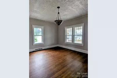 936 W Front Street, Statesville, NC 28677 - Photo 3