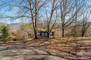 350 Sandy Bottom Rd, Marshall, NC 28753 - Photo 27