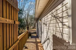 350 Sandy Bottom Rd, Marshall, NC 28753 - Photo 33