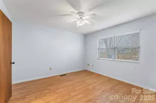 350 Sandy Bottom Rd, Marshall, NC 28753 - Photo 11