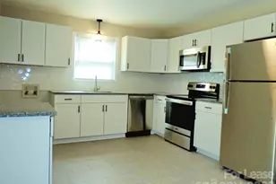 1014 Penrose Ln, Charlotte, NC 28217 - Photo 3