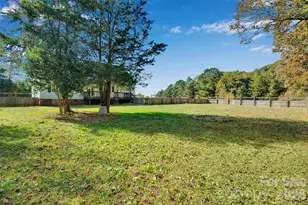 513 Weathers Creek Rd, Troutman, NC 28166 - Photo 5