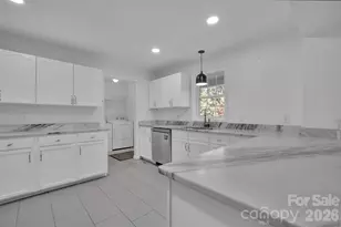 513 Weathers Creek Rd, Troutman, NC 28166 - Photo 7