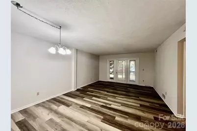 427 6th Avenue W #A-2, Hendersonville, NC 28739 - Photo 3