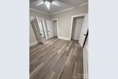 709 E Front Street, Statesville, NC 28677 - Photo 1