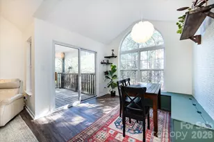 2566 Carya Pond Ln, Charlotte, NC 28212 - Photo 7