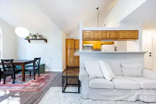 2566 Carya Pond Ln, Charlotte, NC 28212 - Photo 27