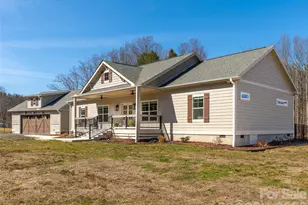 90 Saddle Club Ln, Hendersonville, NC 28739 - Photo 3