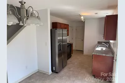 1240 Pinehaven Court, Charlotte, NC 28215 - Photo 7