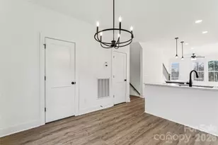 6038 Old Pineville Rd, Charlotte, NC 28217 - Photo 5