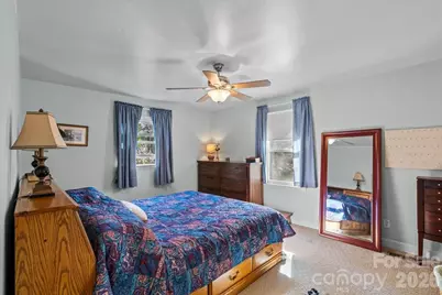 8224 Carrolwood Drive, Charlotte, NC 28217 - Photo 15