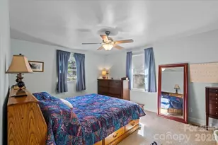 8224 Carrolwood Dr, Charlotte, NC 28217 - Photo 15