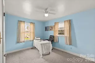 8224 Carrolwood Dr, Charlotte, NC 28217 - Photo 17