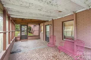 8224 Carrolwood Dr, Charlotte, NC 28217 - Photo 27