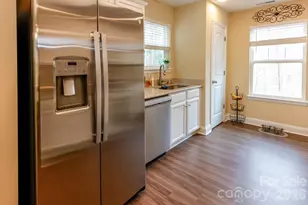 203 Burnt Chimney Ln, Rutherfordton, NC 28139 - Photo 5